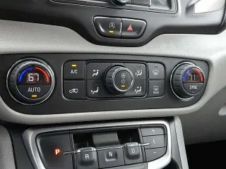 GMC Terrain 2022 AWD SLE 4dr SUV