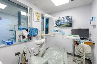 Hutchinson Metro Dental