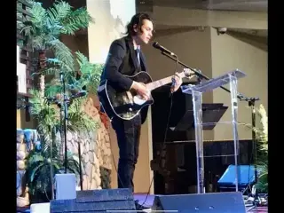 Clases de Guitarra acústica