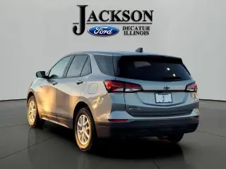 Chevrolet Equinox 2024 LS 4p SUV con 1LS