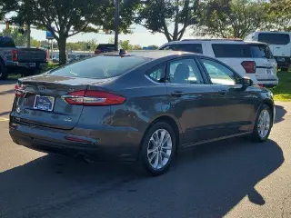 Ford Fusion 2020 SE 4dr Sedan