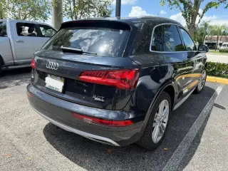 Audi Q5 2018 tracción en todas las ruedas 2.0T quattro Premium Plus 4p SUV