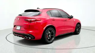 Alfa Romeo Stelvio 2022 AWD Quadrifoglio 4dr Crossover