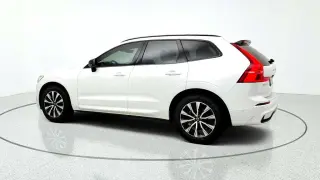 Volvo XC60 2024 AWD B5 Plus Tema Oscuro 4p SUV