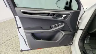 Porsche Macan 2024 AWD T 4dr SUV