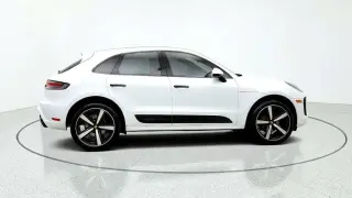 Porsche Macan 2024 AWD T 4dr SUV