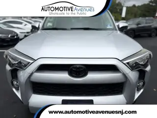 Toyota 4Runner 2018 4x4 SR5 4dr SUV