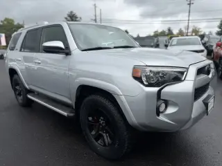 Toyota 4Runner 2018 4x4 SR5 4dr SUV