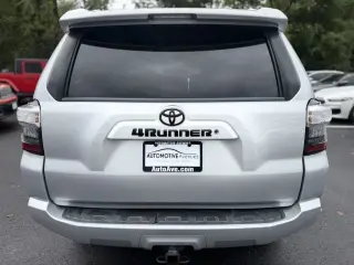 Toyota 4Runner 2018 4x4 SR5 4dr SUV