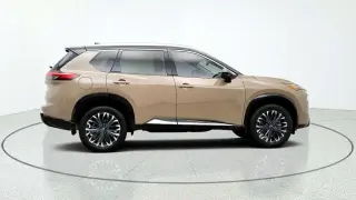 Nissan Rogue 2025 AWD Platinum 4dr Crossover
