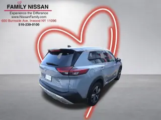 Nissan Rogue 2023 AWD Platinum Crossóver de 4 puertas