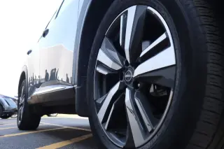 Nissan Rogue 2023 AWD Platinum Crossóver de 4 puertas