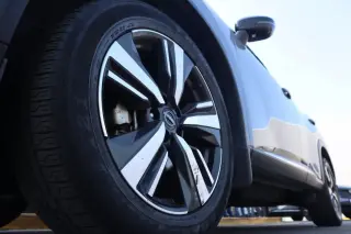 Nissan Rogue 2023 AWD Platinum Crossóver de 4 puertas