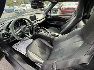 Mazda MX-5 Miata RF 2017 Gran Turismo 2dr Conversible 6M