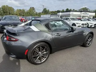 Mazda MX-5 Miata RF 2017 Gran Turismo 2dr Conversible 6M