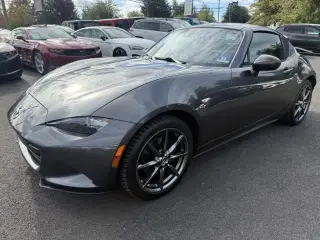 Mazda MX-5 Miata RF 2017 Gran Turismo 2dr Conversible 6M