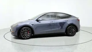 Tesla Model Y 2023 AWD Performance 4dr Crossover