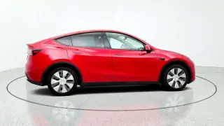 Tesla Model Y 2023 AWD 4dr Crossover