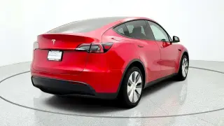 Tesla Model Y 2023 AWD 4dr Crossover