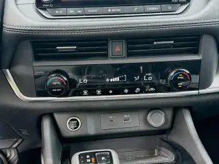 Nissan Rogue 2023 AWD SV 4dr Crossover