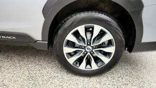 Subaru Outback 2025 AWD Touring 4dr Crossover