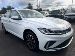 Volkswagen Jetta 2025 S Sedán 4 puertas