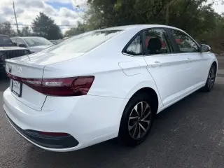 Volkswagen Jetta 2025 S Sedán 4 puertas