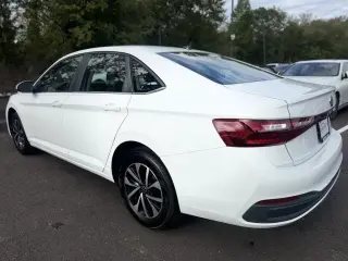 Volkswagen Jetta 2025 S Sedán 4 puertas