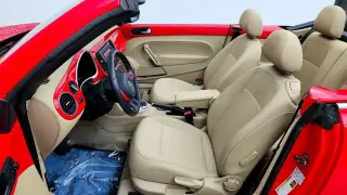 Vocho Beetle Convertible Volkswagen 2014 2.5L PZEV 2dr Convertible