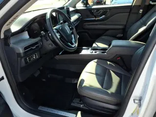 Lincoln Corsair 2025 AWD Premiere 4p SUV