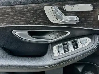 Clase C Mercedes-Benz 2019 AWD C 300 4MATIC 4p Sedán