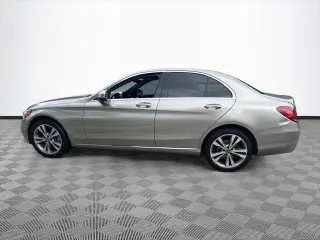 Clase C Mercedes-Benz 2019 AWD C 300 4MATIC 4p Sedán