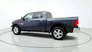 Camión 1500 Ram 2017 4x4 Big Horn 4p Caja de Tripulante 5.5 ft. SB Pick-up