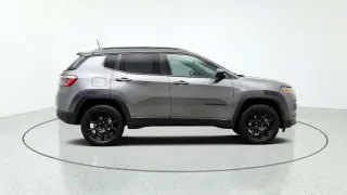 Jeep Compass 2023 4x4 Latitude 4dr SUV