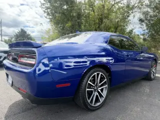Dodge Challenger 2022 R/T 2p Coupé