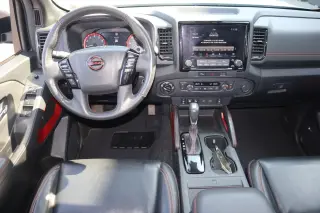 Nissan Frontier 2023 4x4 PRO-4X 4p Cabaña de Tripulación 5 pies de largo Cabina Extendida