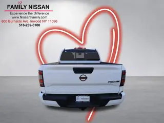 Nissan Frontier 2023 4x4 PRO-4X 4p Cabaña de Tripulación 5 pies de largo Cabina Extendida