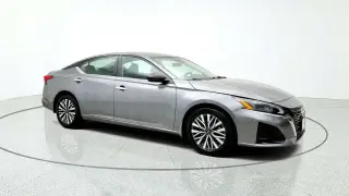 Nissan Altima 2024 2.5 SV 4dr Sedán