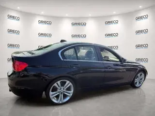 BMW Serie 3 2015 335i 4p Sedán