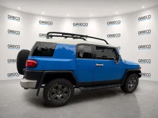 Toyota FJ Cruiser 2007 4dr SUV 4WD (4L V6 5A)