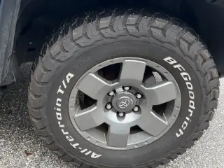 Toyota FJ Cruiser 2007 4dr SUV 4WD (4L V6 5A)