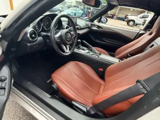 Mazda MX-5 Miata RF 2023 Gran Turismo 2dr Cabrio 6M