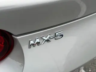 Mazda MX-5 Miata RF 2023 Gran Turismo 2dr Cabrio 6M