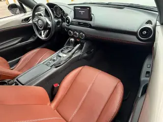 Mazda MX-5 Miata RF 2023 Gran Turismo 2dr Cabrio 6M