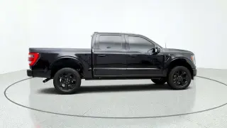 Ford F-150 2022 4x4 XL 4dr SuperCrew 5.5 ft. SB