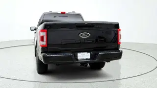 Ford F-150 2022 4x4 XL 4dr SuperCrew 5.5 ft. SB
