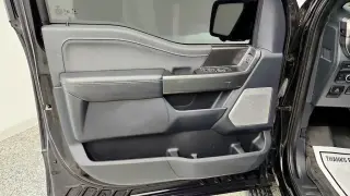 Ford F-150 2022 4x4 XL 4dr SuperCrew 5.5 ft. SB