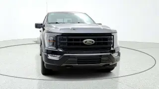 Ford F-150 2023 4x4 XL 4 puertas SuperCrew con caja de carga de 5,5 pies SB