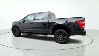 Ford F-150 2023 4x4 XL 4 puertas SuperCrew con caja de carga de 5,5 pies SB