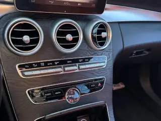 Mercedes-Benz Clase C 2016 tracción integral C 300 4MATIC 4dr Sedán